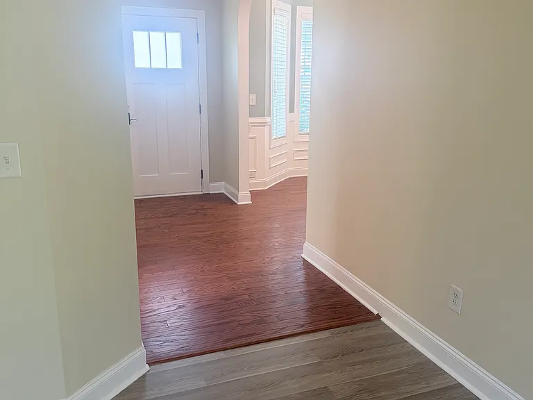 441 Falls Creek Dr — Photo 8