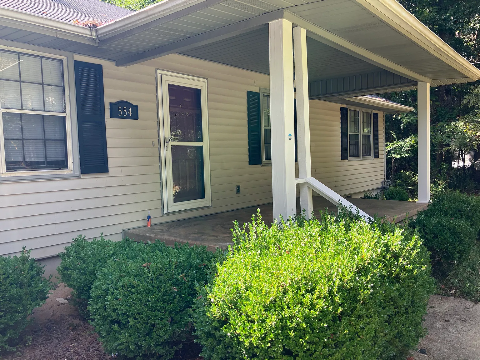 3 bed, 1232 sqft, $1,700 — Photo 3