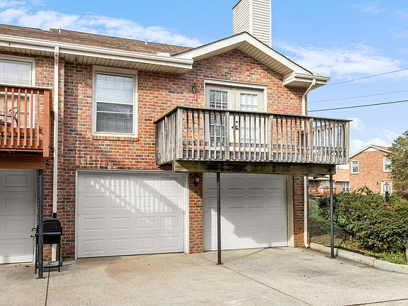 4th image of 1200 Riverwood Pl APT 8