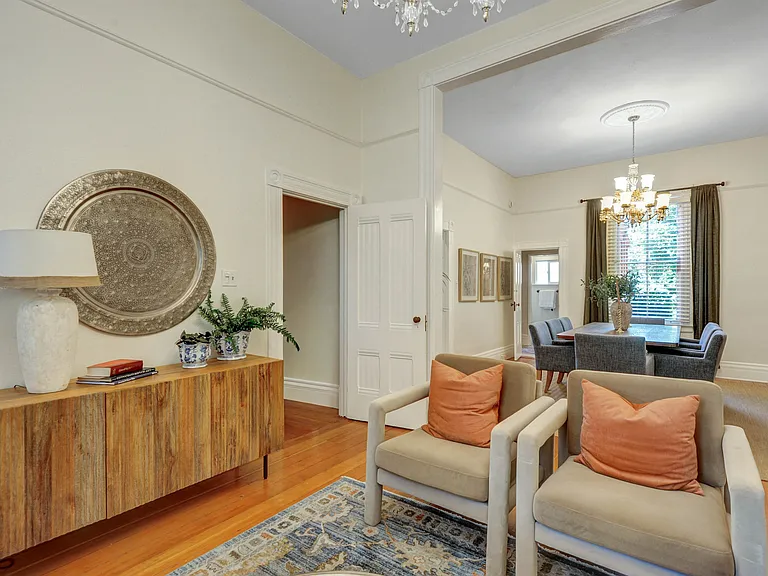 703 Manzanita Ave — Photo 6