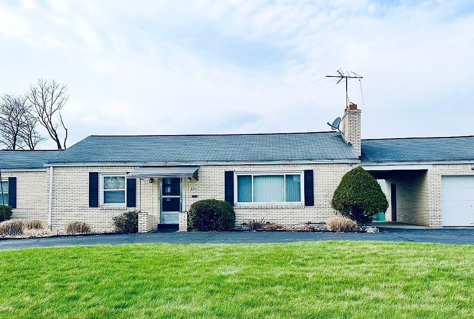1st image of 825 Carl Ave