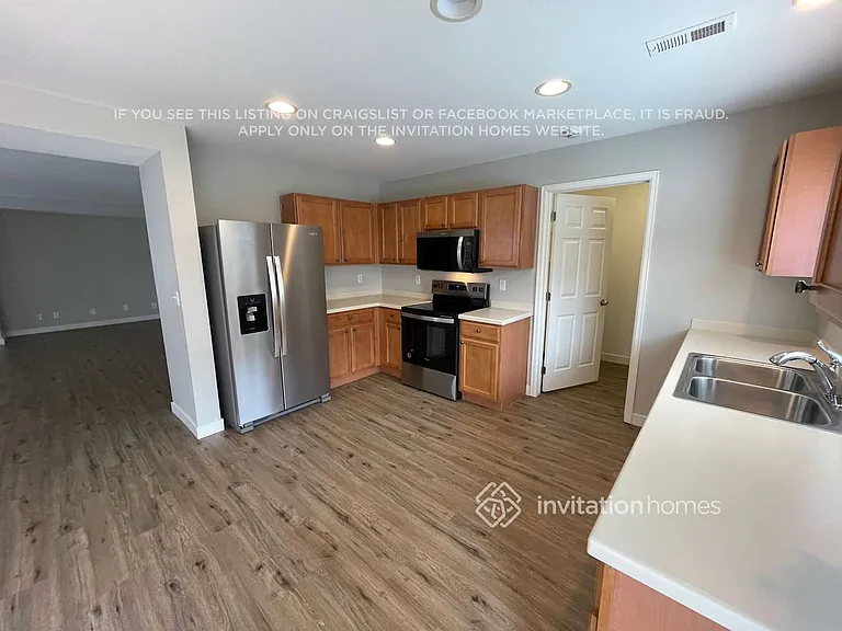 5964 Raleigh Cir — Photo 8