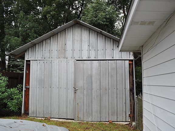3rd image of 12215 McCandliss Dr