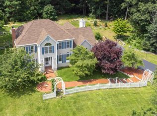 10 Cherubs Way, Hampstead, NH 03841