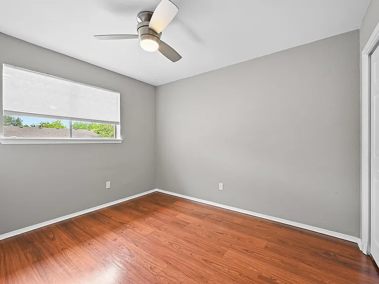 8400 Jamestown Dr #332 — Photo 15