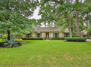 6610 Blue Hills Rd, Houston, TX 77069