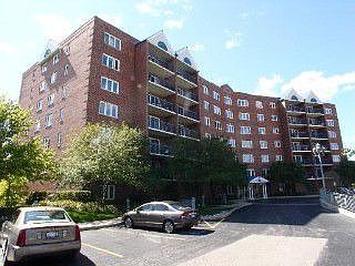 1st image of 7120 N Milwaukee Ave APT 603