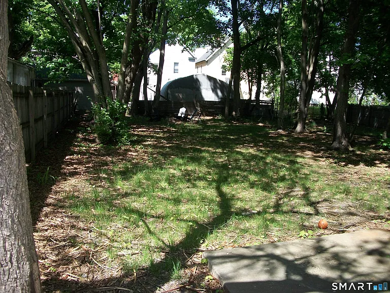 27 Lilac St #2 — Photo 16