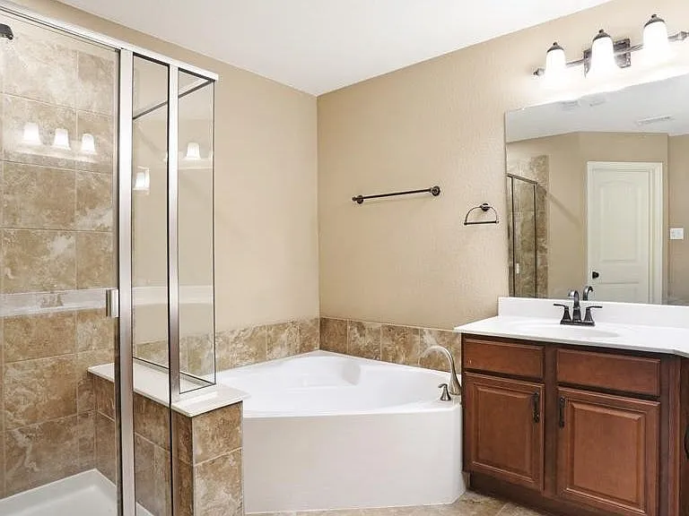 6929 Sandshell Blvd — Photo 62