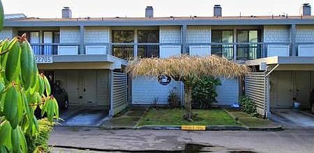 2nd image of 22705 Lakeview Dr APT F4