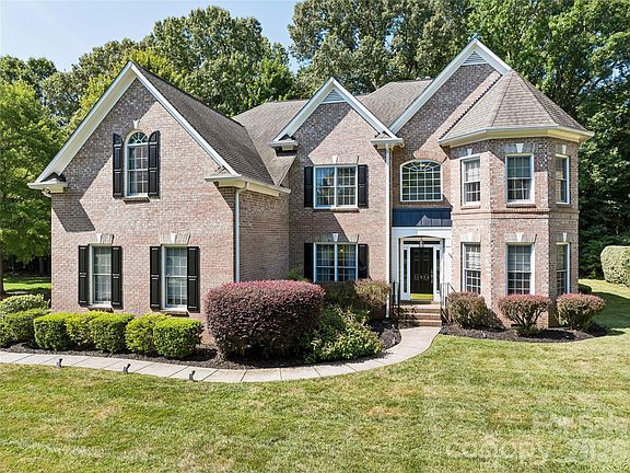 3rd image of 11338 Canoe Cove Ln