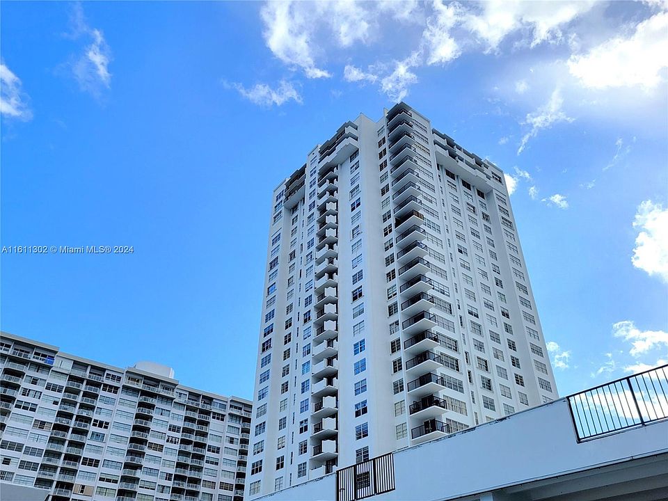 1st image of 2750 NE 183rd St APT 1606