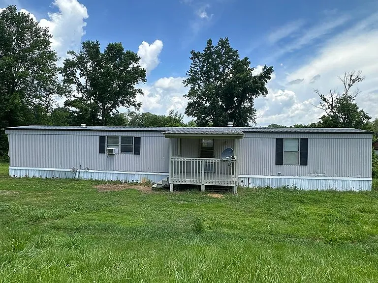 3930 Mark Lake Rd — Photo 2
