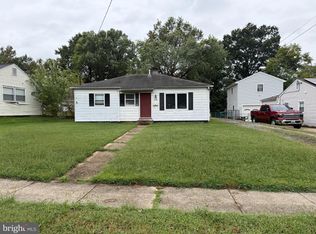 118 Garrett Rd, Glen Burnie, MD 21060