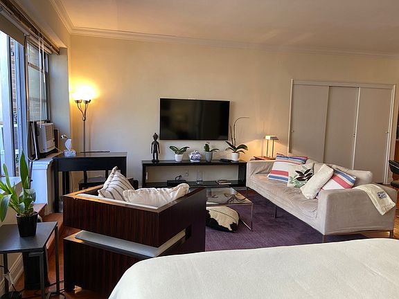 4th image of 80 Park Ave APT 14D