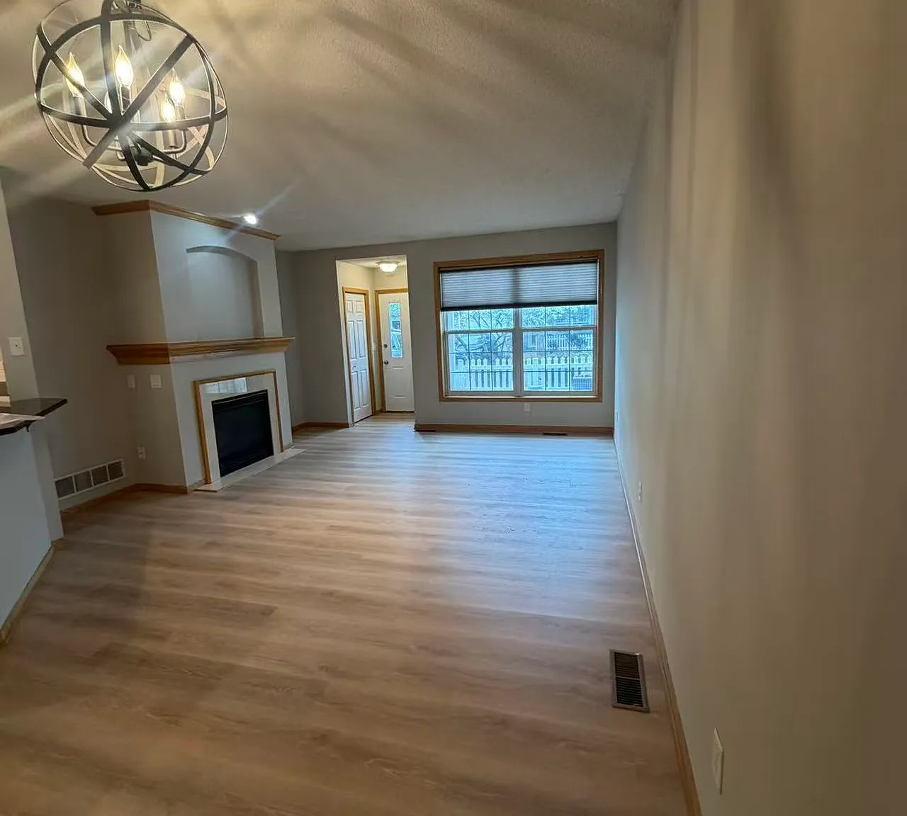 2 bed, 1.5 bath, 1119 sqft, $2,100 — Photo 1