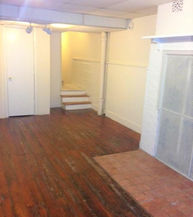 2nd image of 803 Saint Paul St APT Br