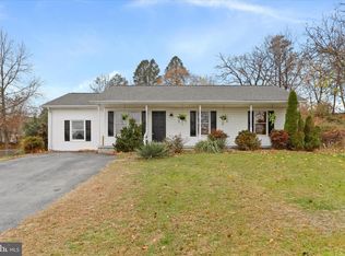 49 Yarrow Cir, Martinsburg, WV 25404