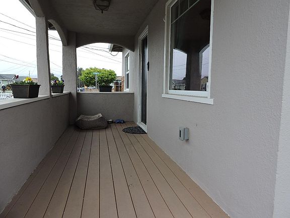 5th image of 534 McKenzie Ave