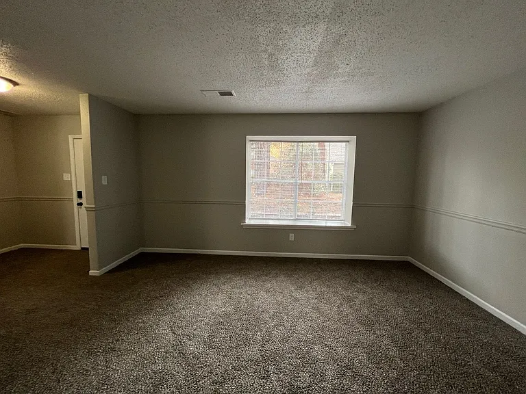 3156 Tulip Poplar Dr — Photo 12