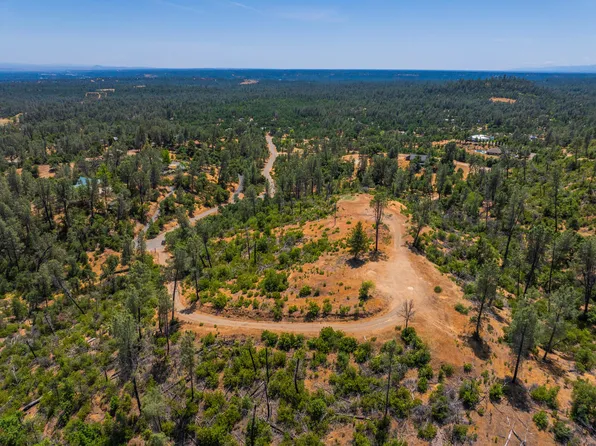 9472 Chaparral Dr, Redding, CA 96001