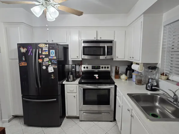 1200 Tallwood Avenue #305, Hollywood, FL 33021
