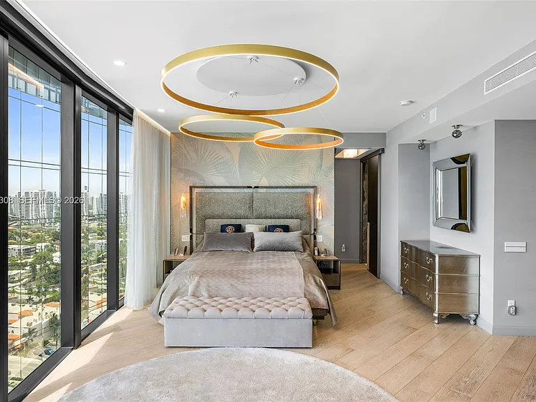 18555 Collins Ave #2201 — Photo 29