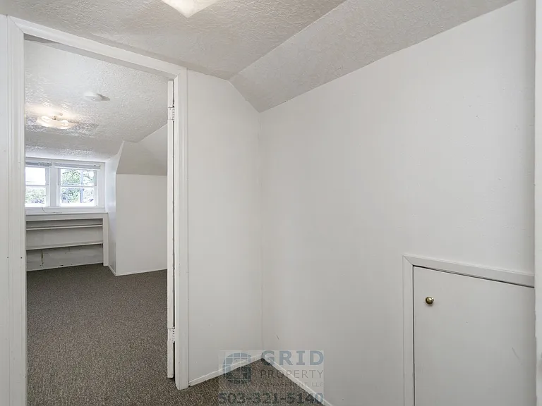 6827 SE Mitchell Ct — Photo 15