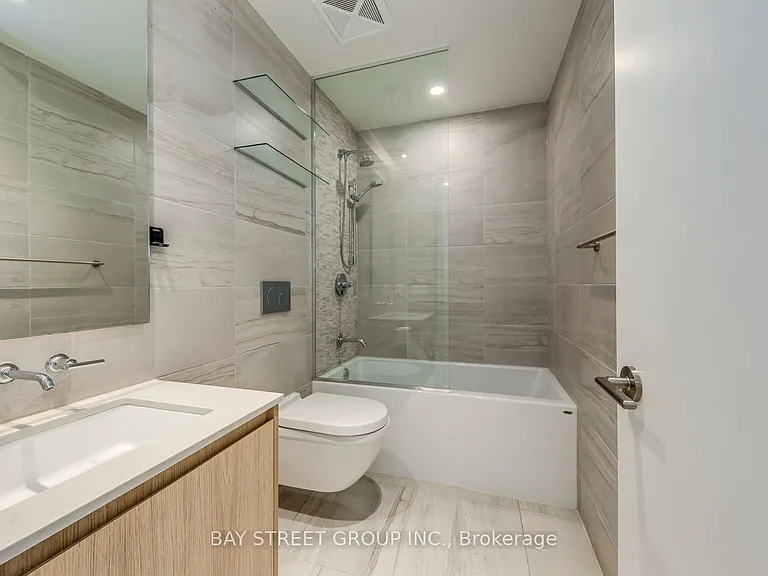81 Wellesley St E #1907 — Photo 20