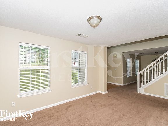 4th image of 4504 Glider Cir