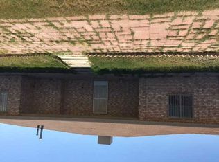 650 Jim Bean Dr, Socorro, TX 79927