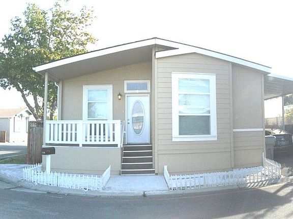 2nd image of 520 Hermitage Pl