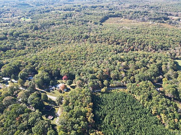 5th image of 386 Plateau Dr