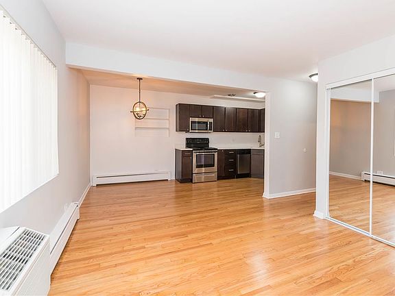 3rd image of 520 W Melrose St #5202A