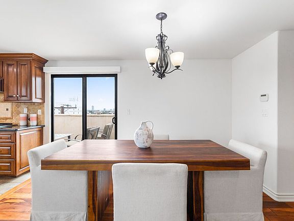 3rd image of 1146 N Hacienda Pl #10