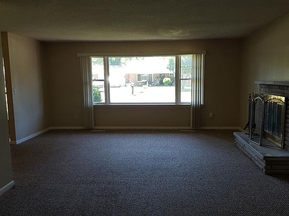 2nd image of 1104 Malibu Dr
