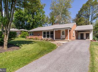 13318 Fairgreen Cir, Hagerstown, MD 21742