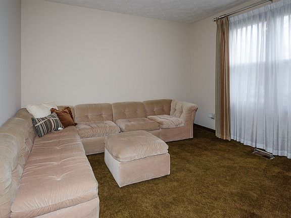 2nd image of 11431 E Creekwood Cir