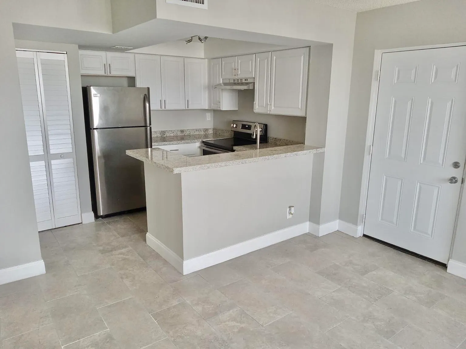 1 bed, 1.0 bath, 502 sqft, $1,700 — Photo 1