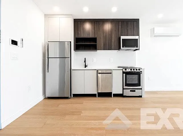 3216 Glenwood Rd #4B — Photo 3