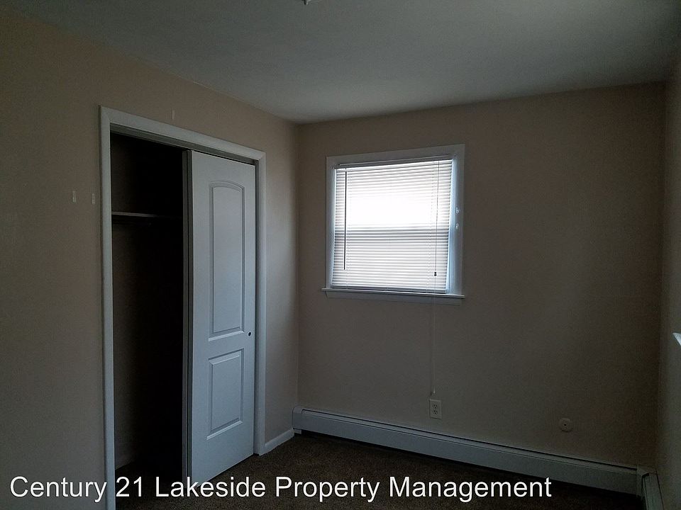 2nd image of 127 Shields Rd APT 4