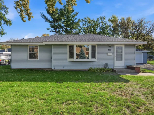 9025 10th Ave S, Bloomington, MN 55420