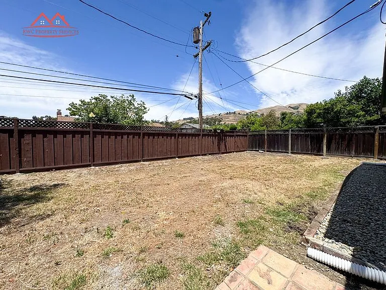 15001 Ridgetop Dr — Photo 25