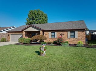 721 Deerfield Dr, Swansea, IL