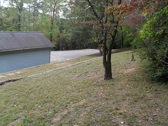 4th image of 5865 Dayton Blvd