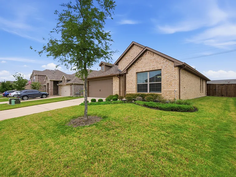 3220 Amber Waves Ln — Photo 26