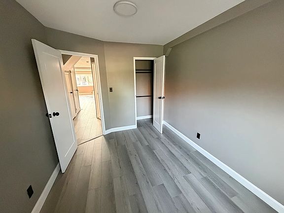 4th image of 8216 Avenue M Floor 1