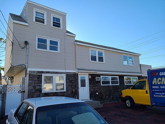 3rd image of 2 E 27th St