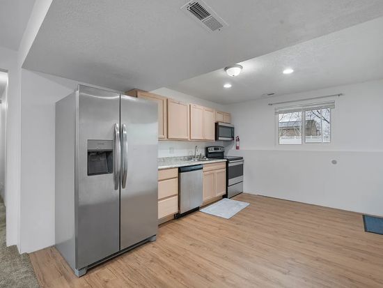 1767 N 600 W, West Bountiful, UT 84087