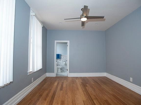 2nd image of 701 W 54th St